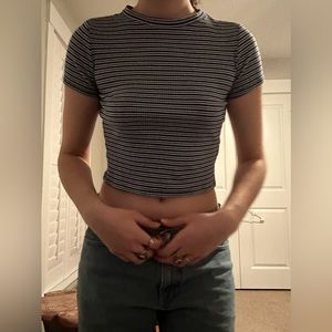 Cropped short sleeve tee